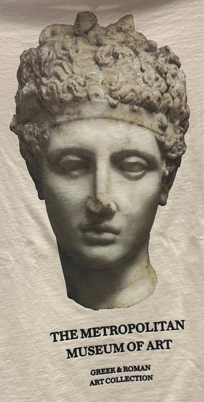 Profile photo 1 of 1