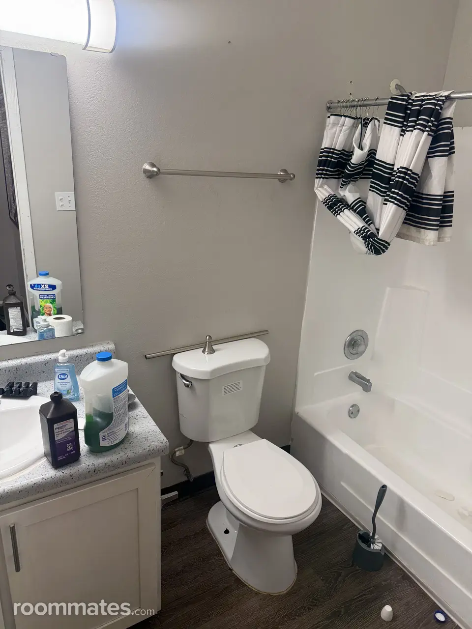 Profile photo 9 of 15