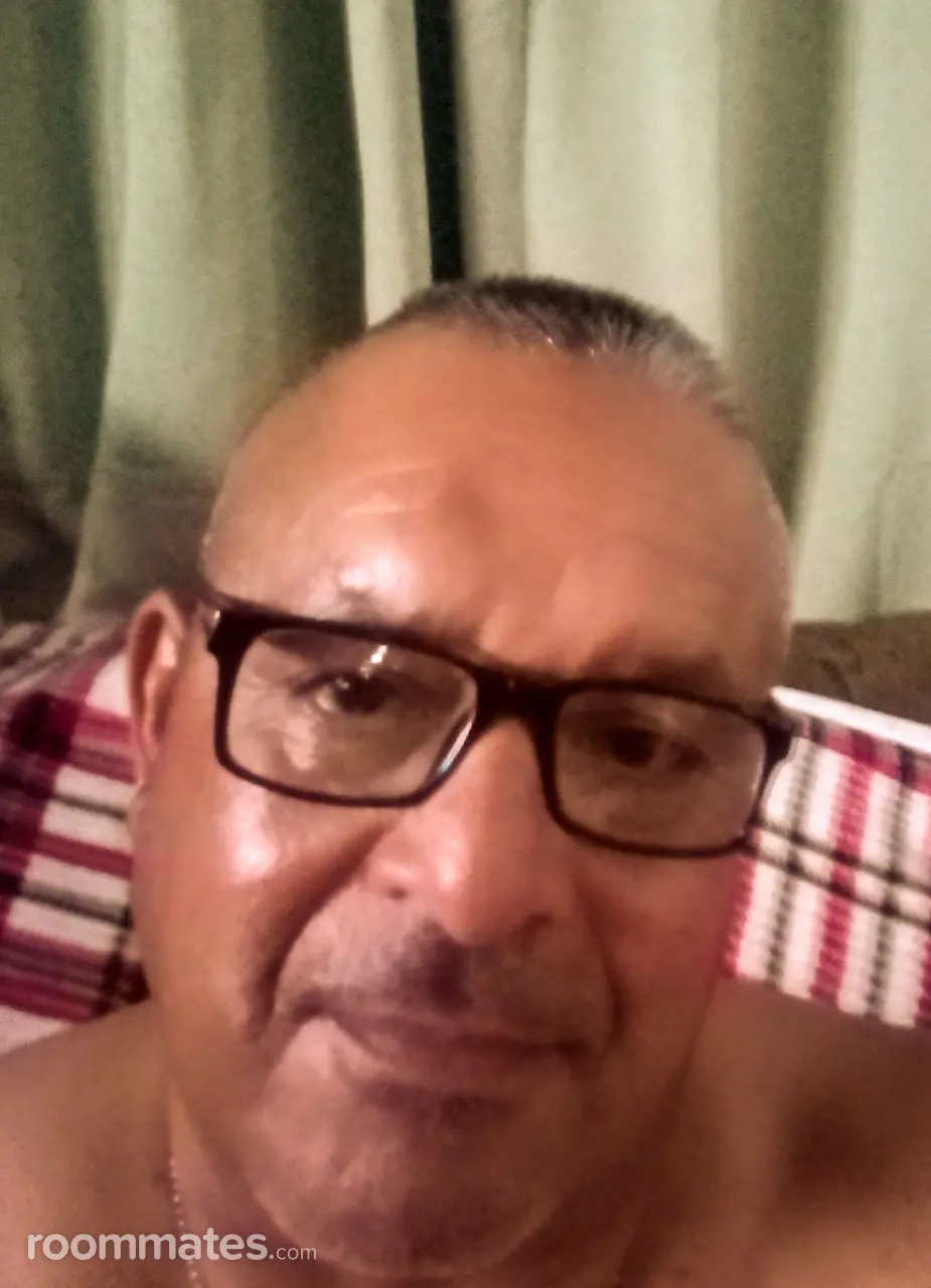 Profile photo 3 of 4