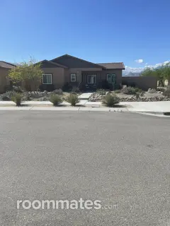 Room for rent in Cathedral City, CA $1250, house