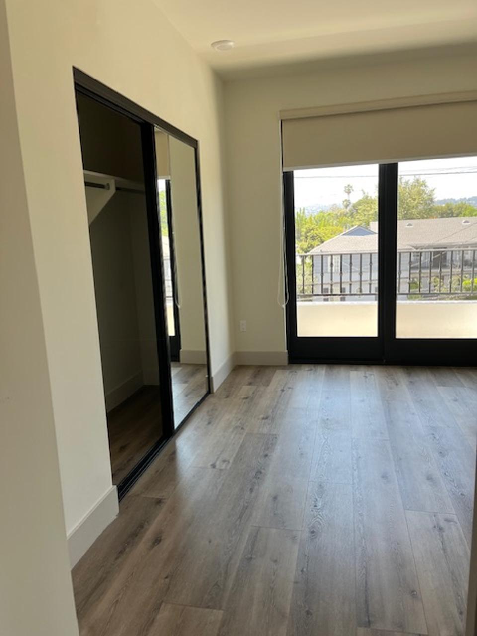 Profile photo 3 of 21