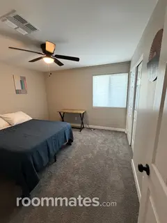 Room for rent in Phoenix, AZ $800, house