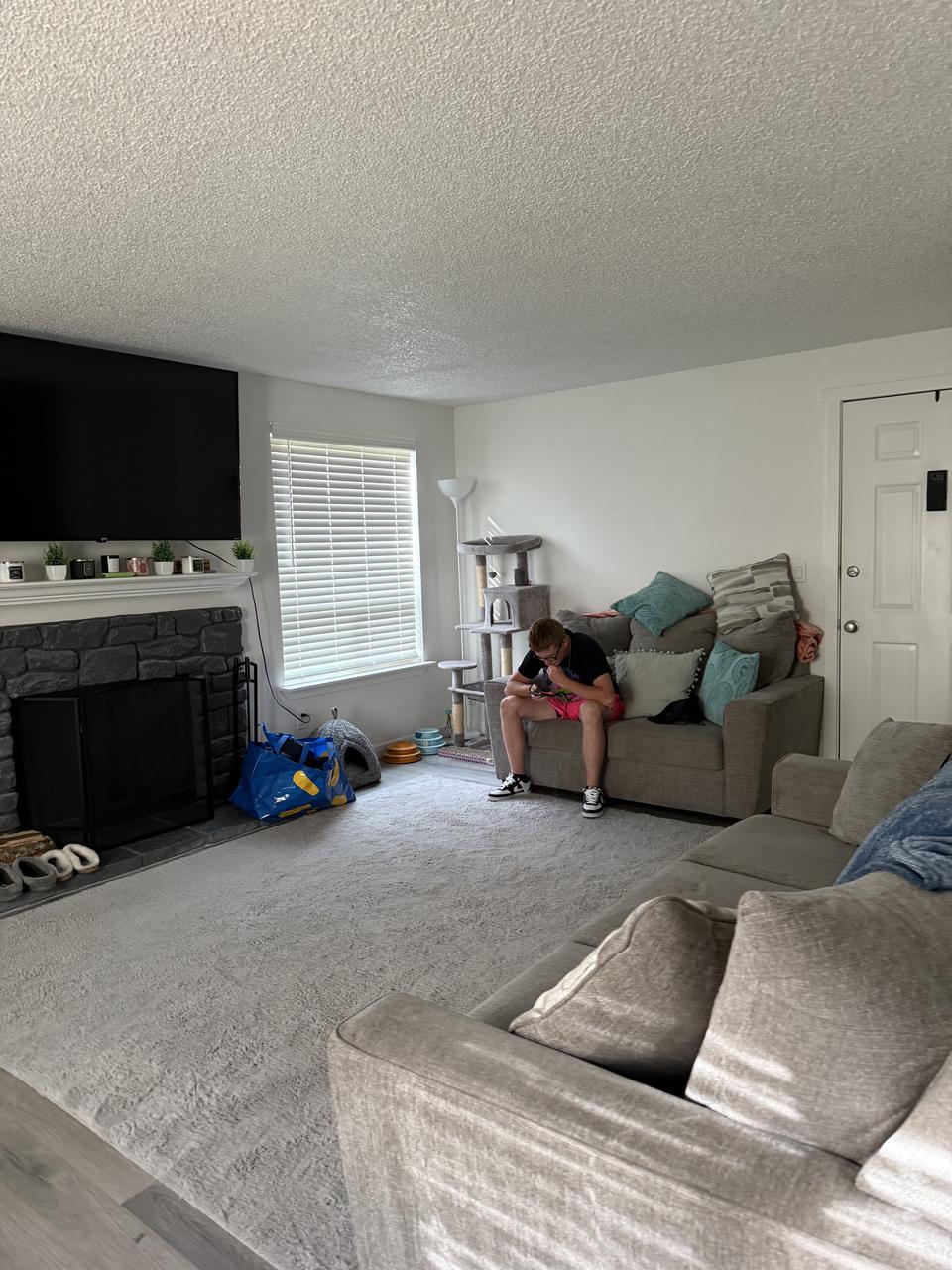 Profile photo 5 of 8