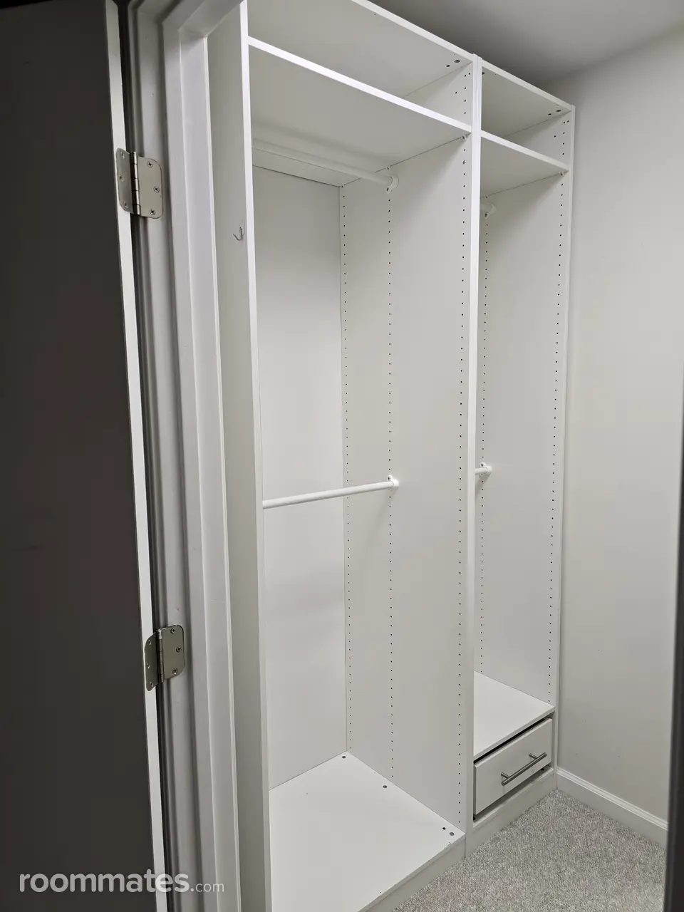 Profile photo 4 of 17