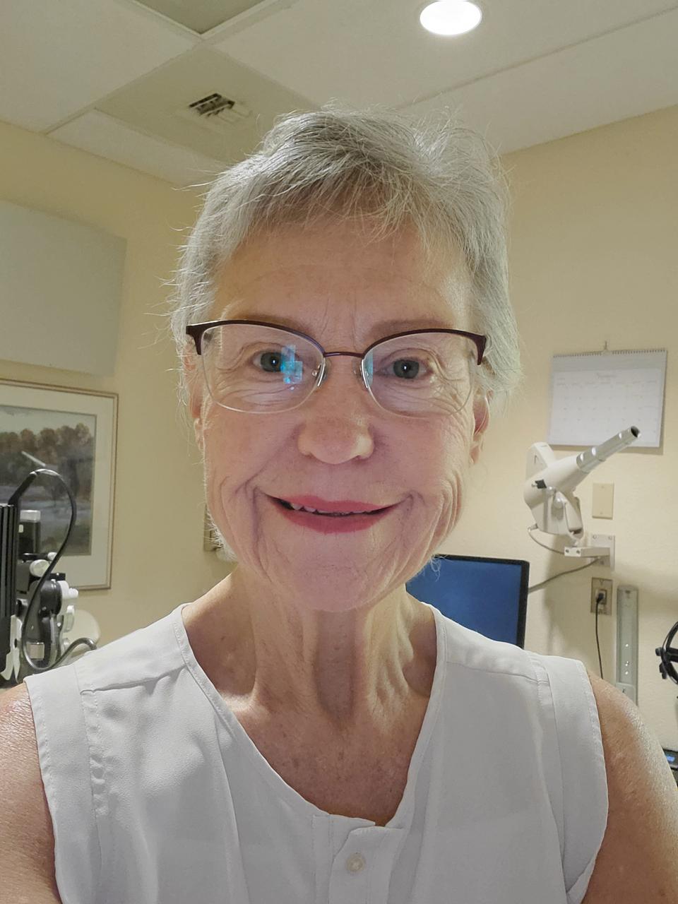 Profile photo 17 of 17