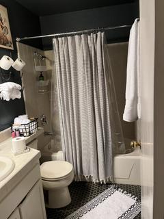 Room for rent in Santa Rosa, CA $1150, townhouse