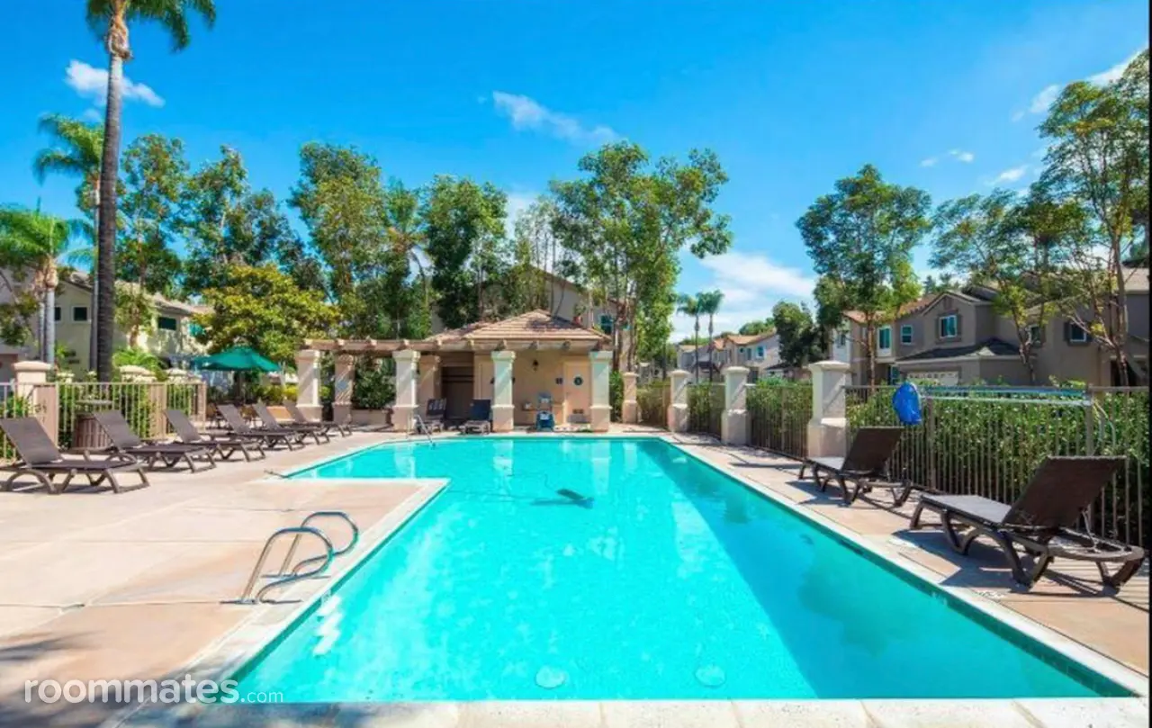 Profile photo 9 of 15