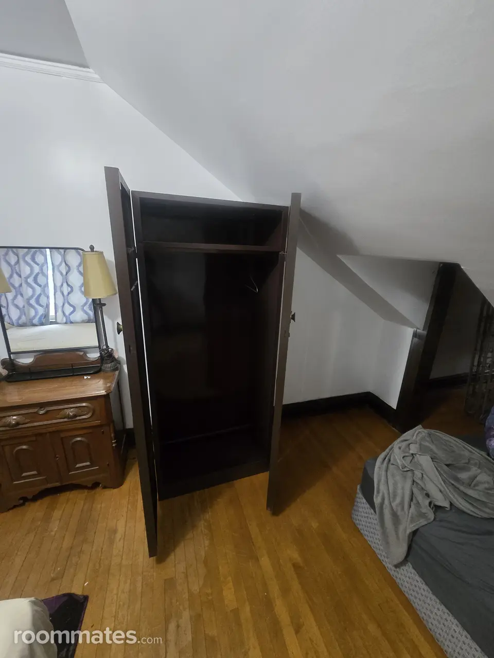 Profile photo 2 of 10