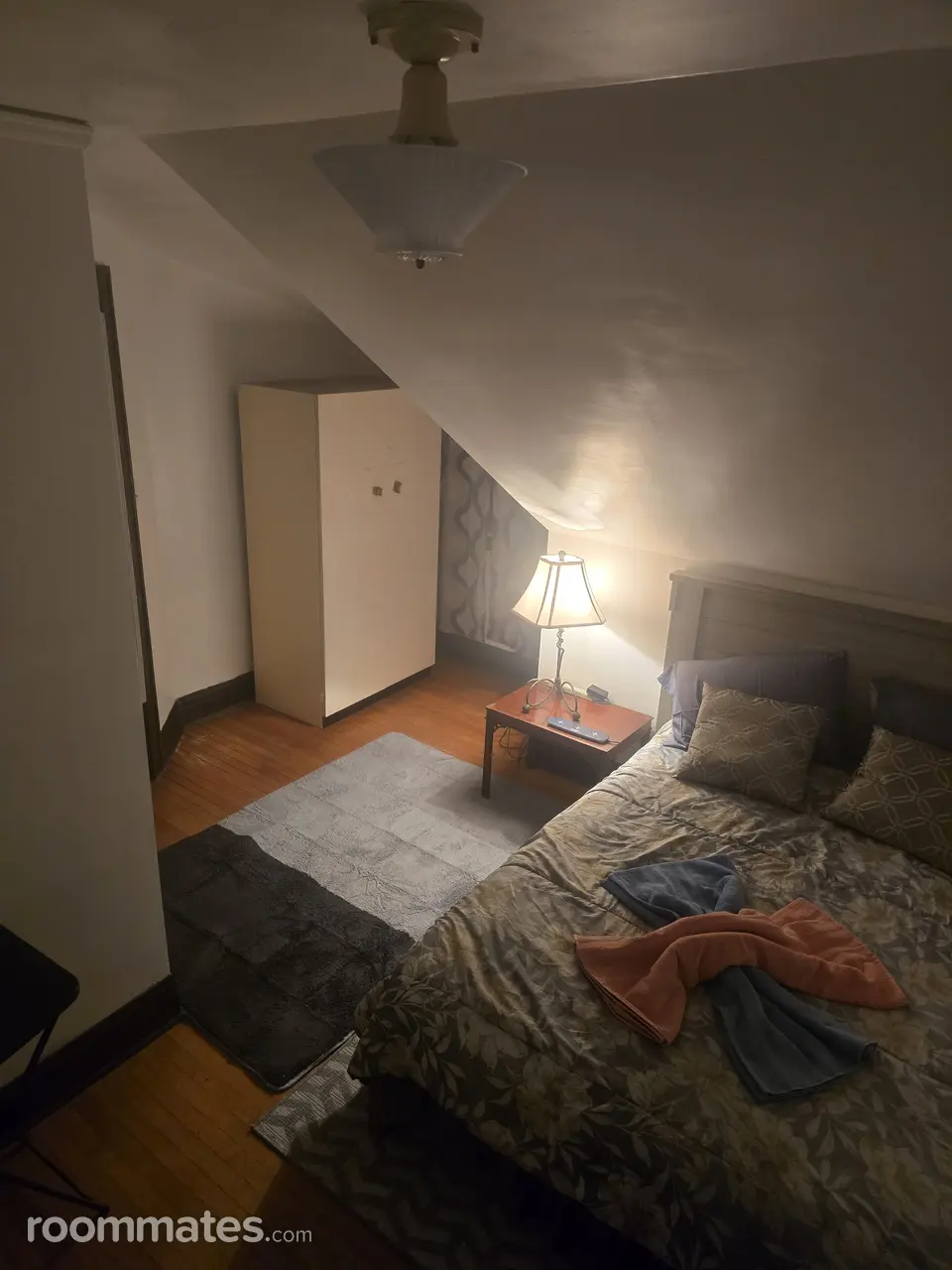 Profile photo 6 of 10