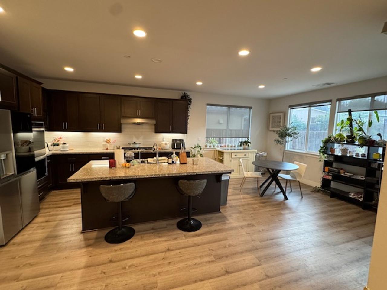 Profile photo 8 of 9