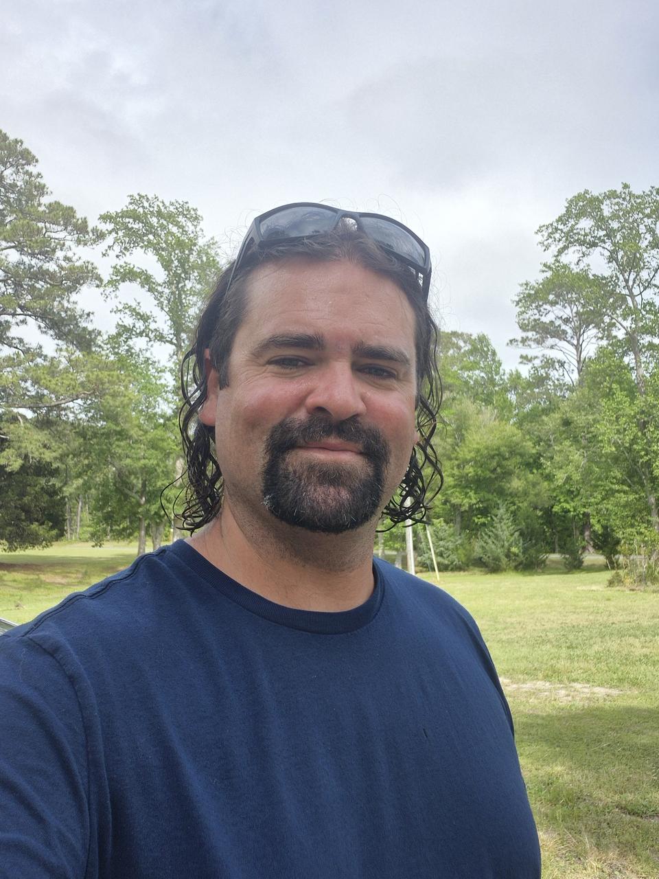 Profile photo 11 of 11