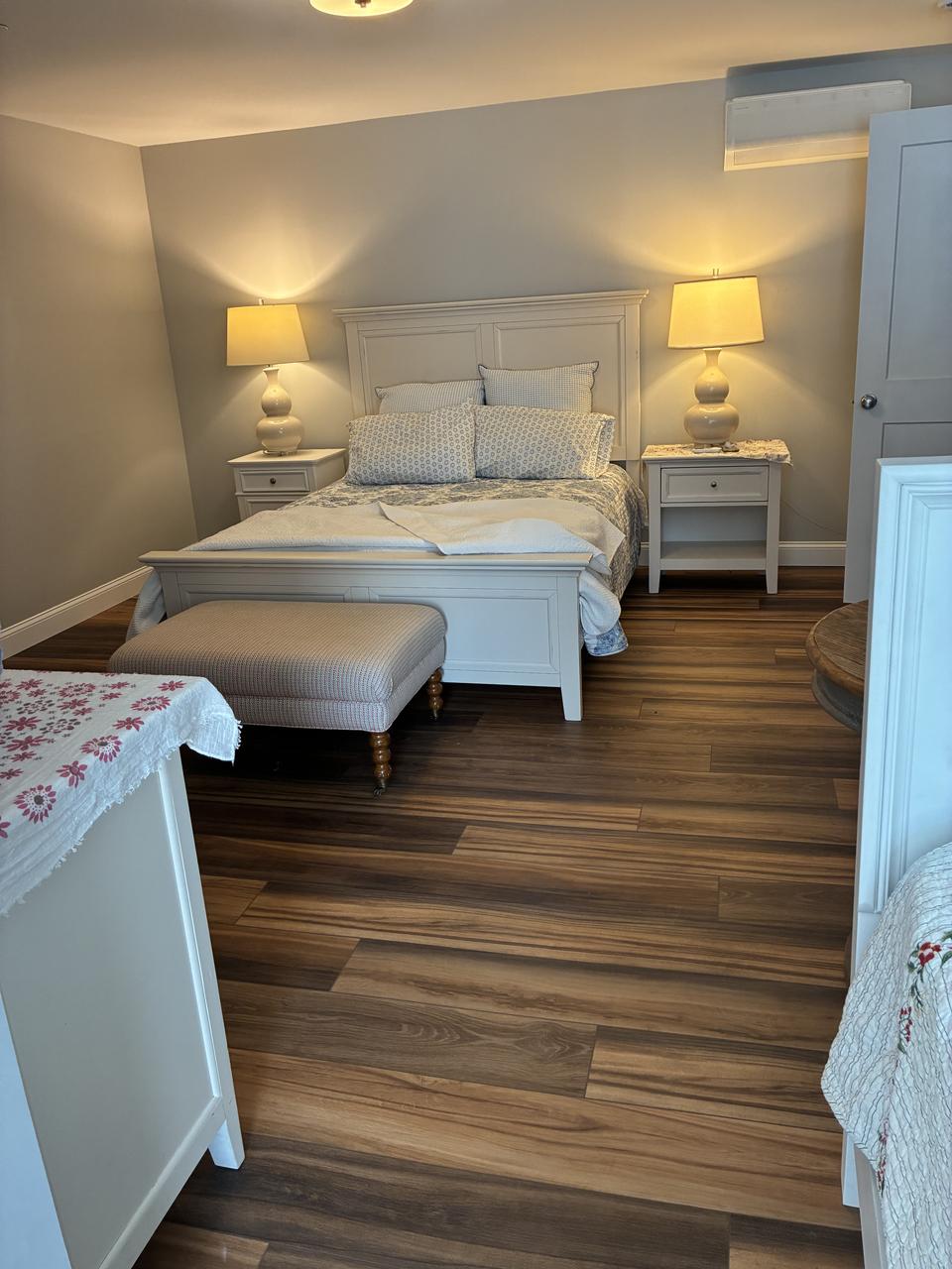 Profile photo 2 of 6