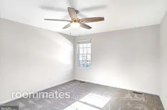 Room for rent in Herndon, VA $900, house