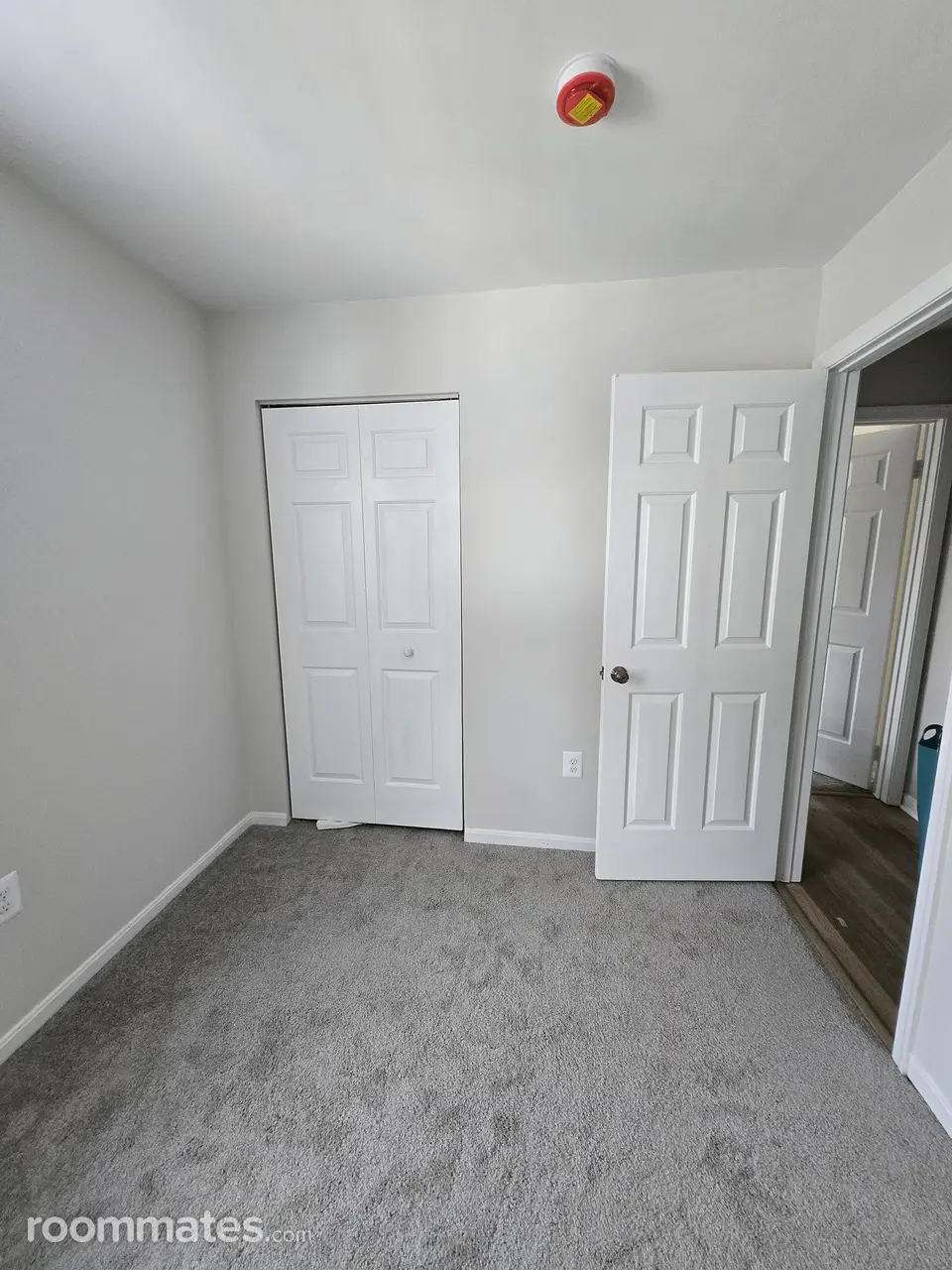 Profile photo 1 of 9