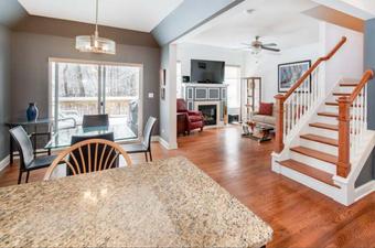 Room for rent in Lisle, IL $1200, townhouse