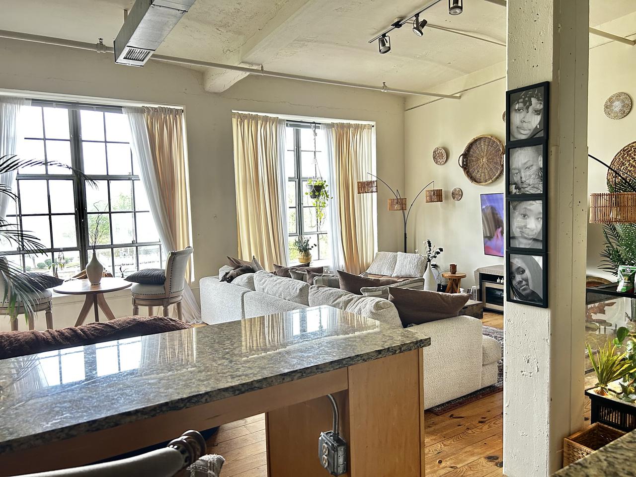 Profile photo 3 of 5