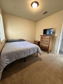 Room for rent in Sacramento, CA $850, house