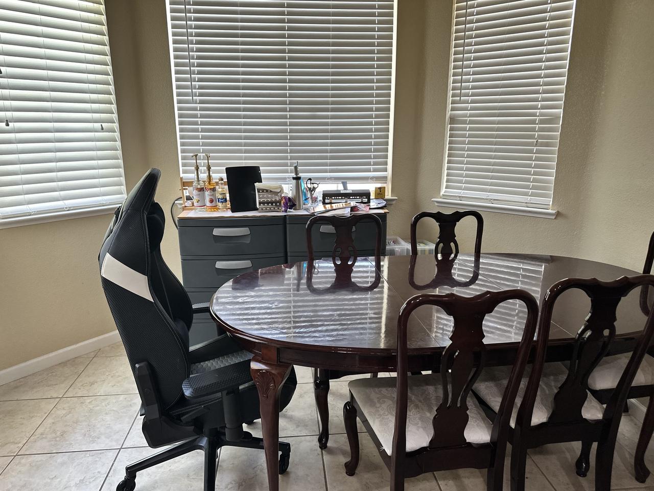 Profile photo 9 of 10