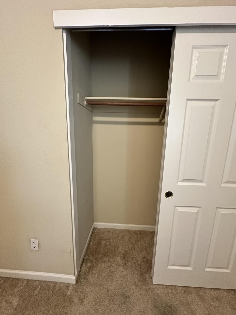 Profile photo 3 of 10