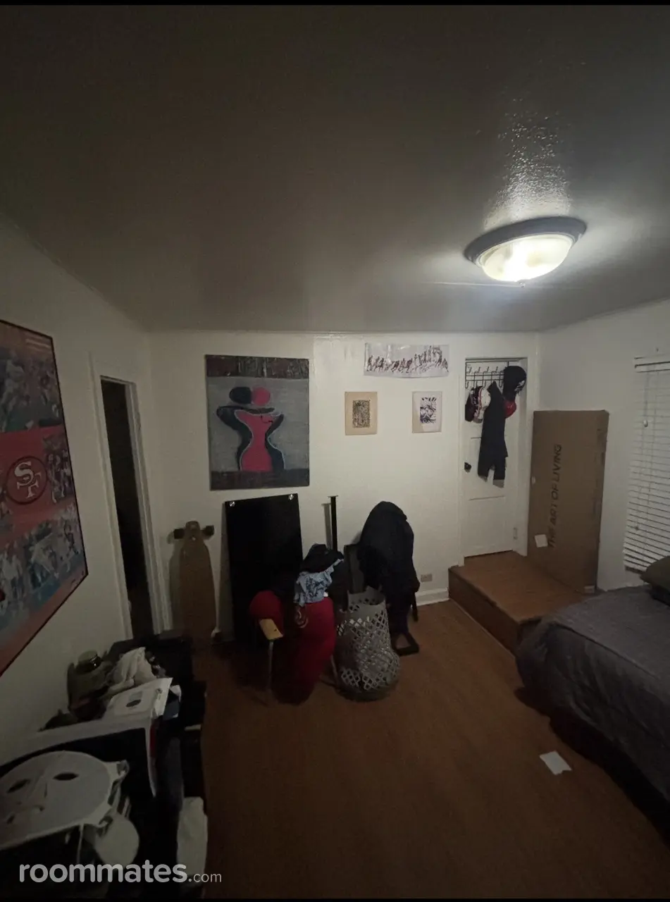 Profile photo 6 of 7