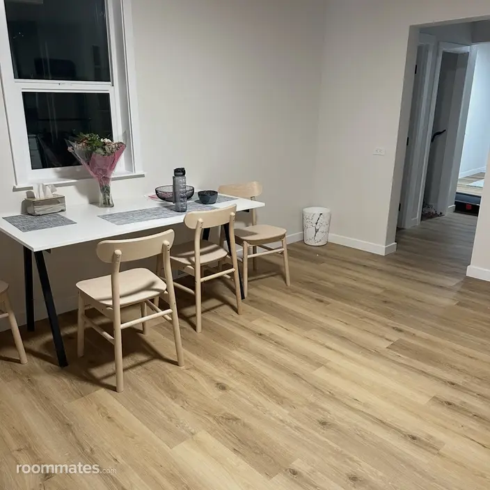 Room for rent in Tacoma, WA $825, house