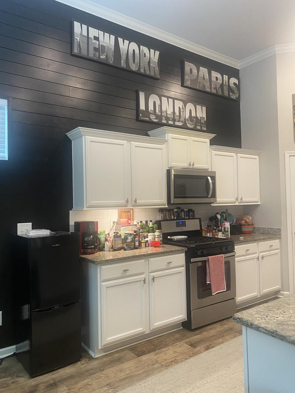 Profile photo 2 of 13