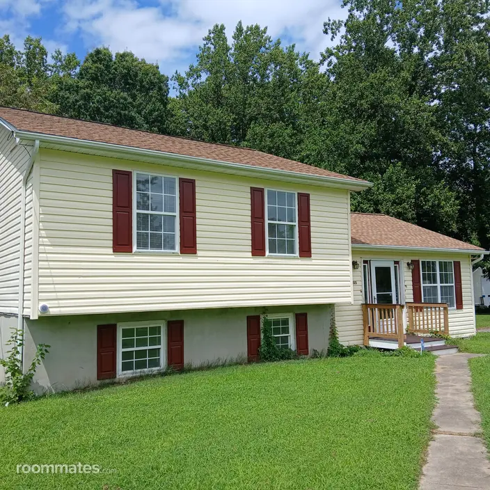 Room for rent in Colonial Beach, VA $900, house