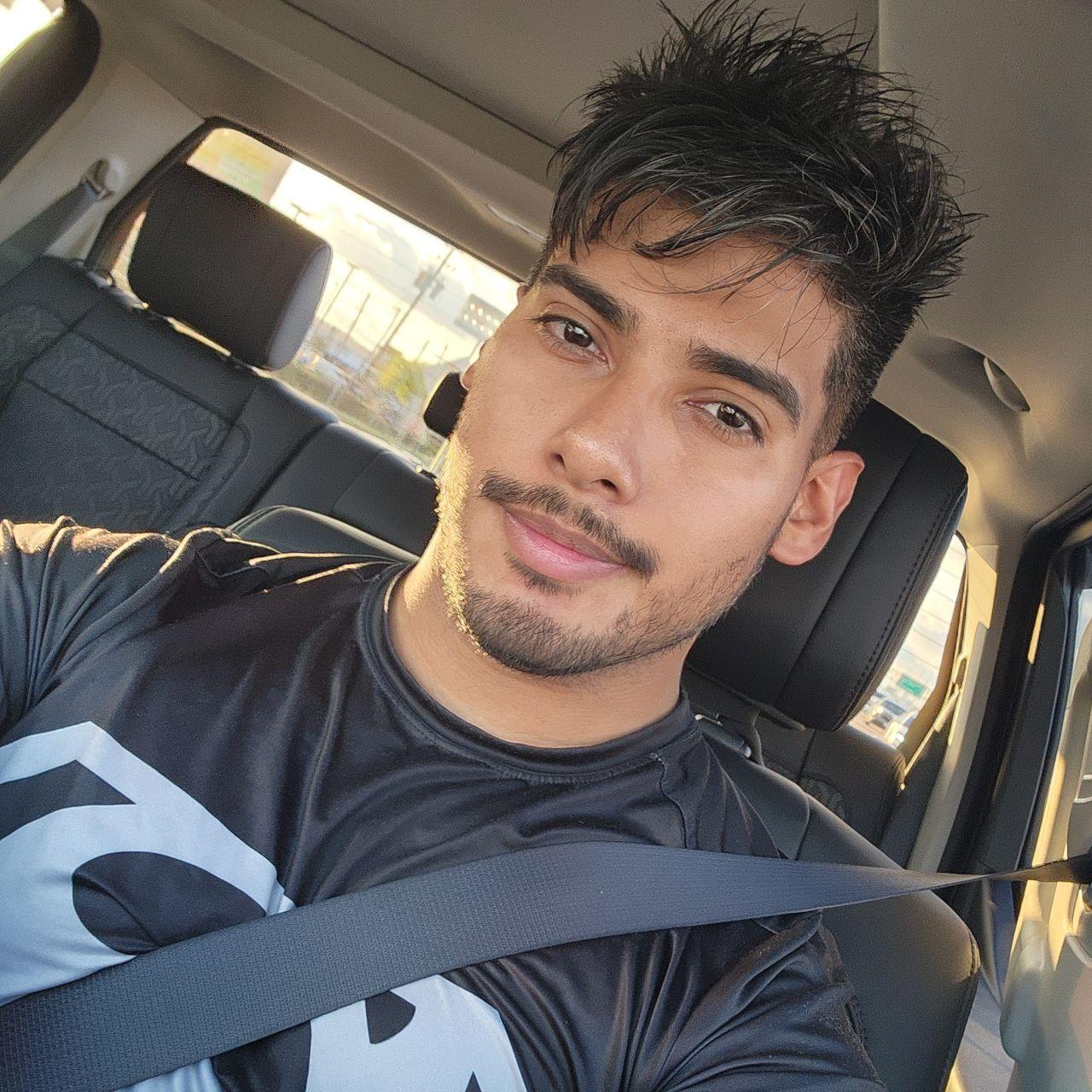 Profile photo 1 of 1