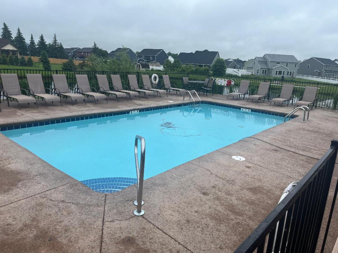 Profile photo 14 of 19