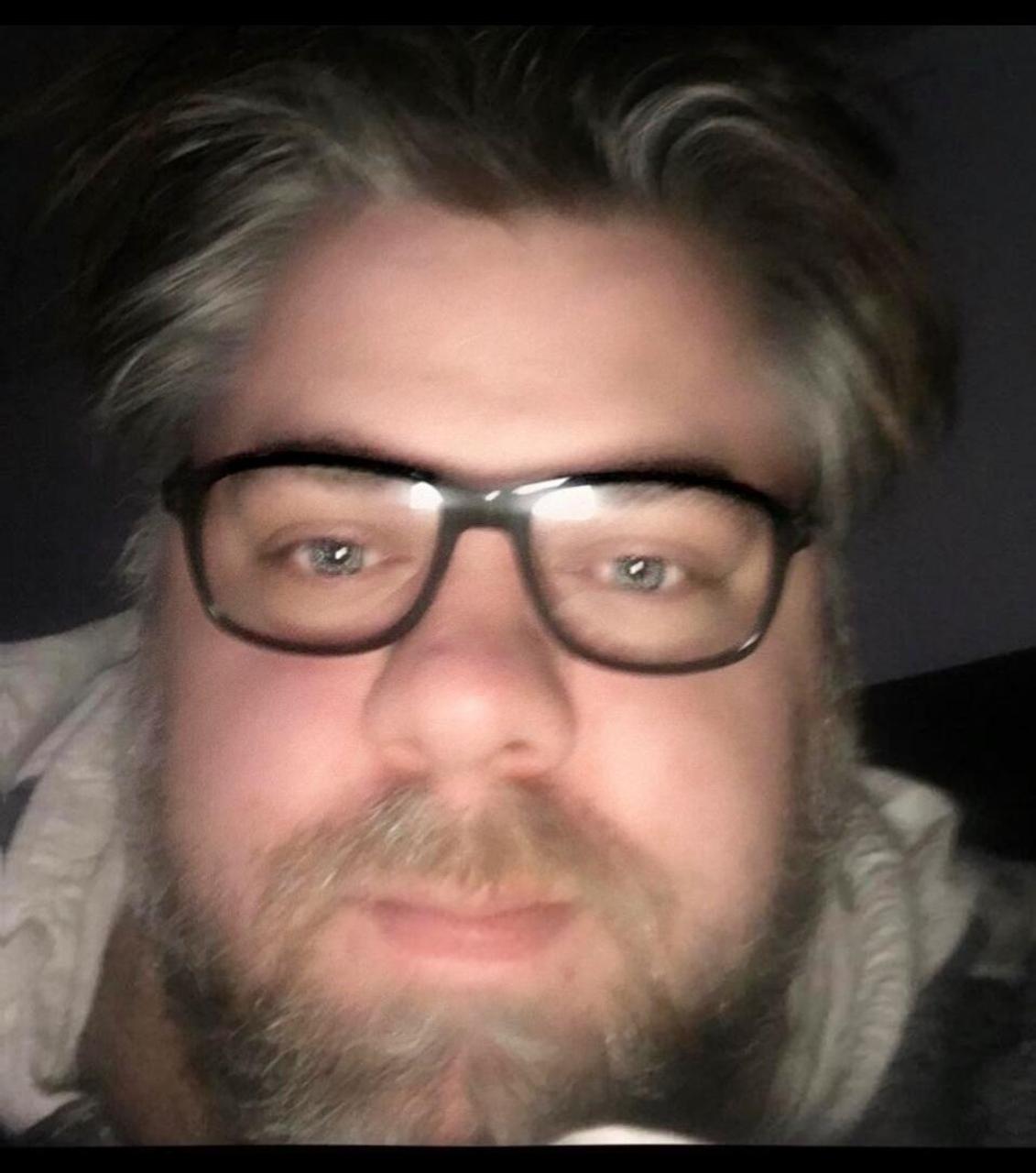 Profile photo 5 of 5