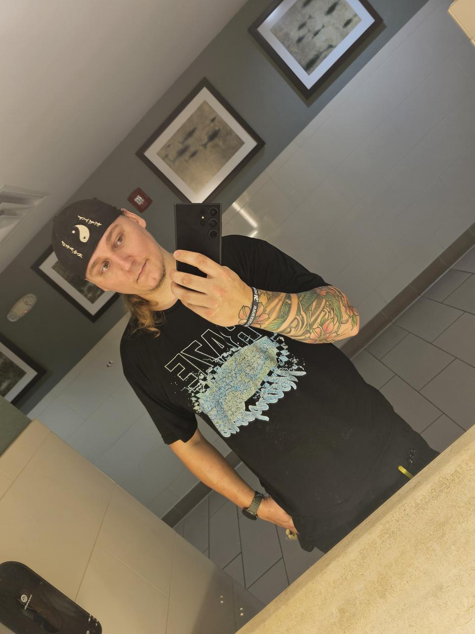 Profile photo 5 of 8