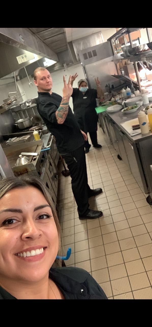 Profile photo 3 of 8