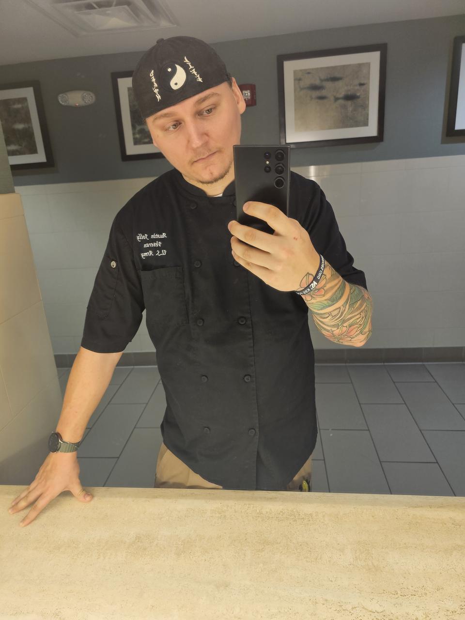 Profile photo 7 of 8