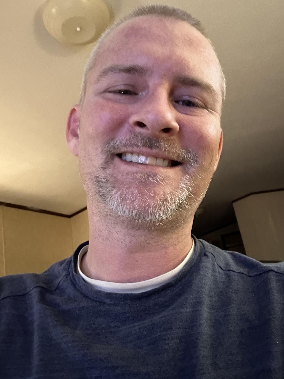 Profile photo 1 of 1