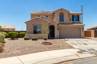 Room for rent in Goodyear, AZ $900, house