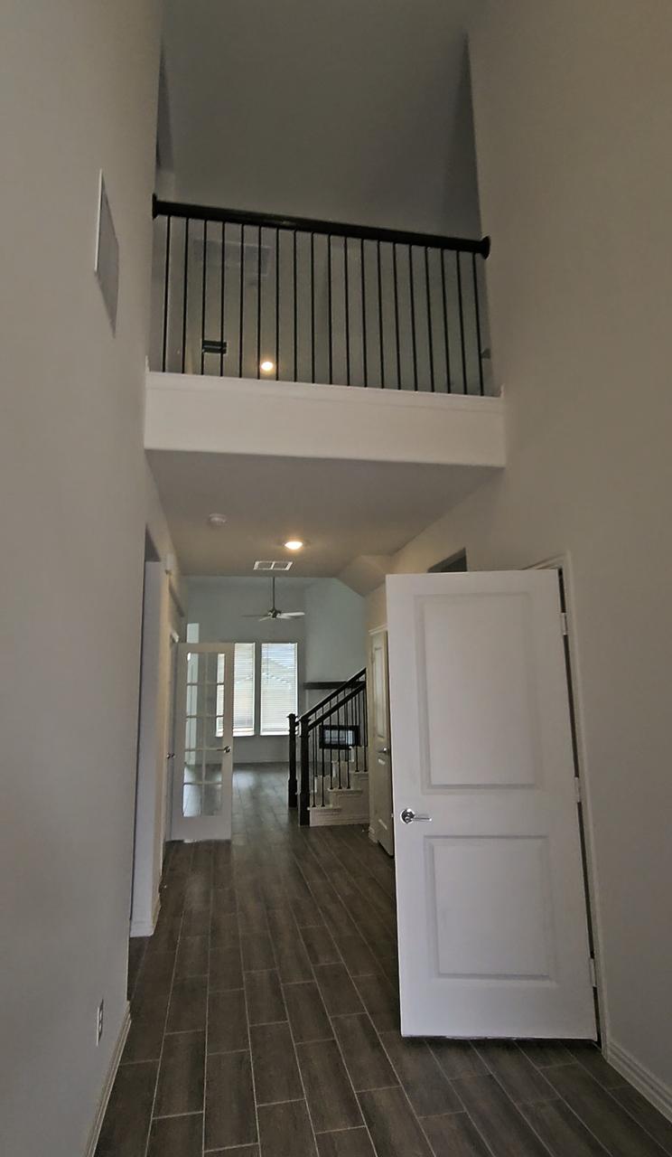 Profile photo 6 of 20