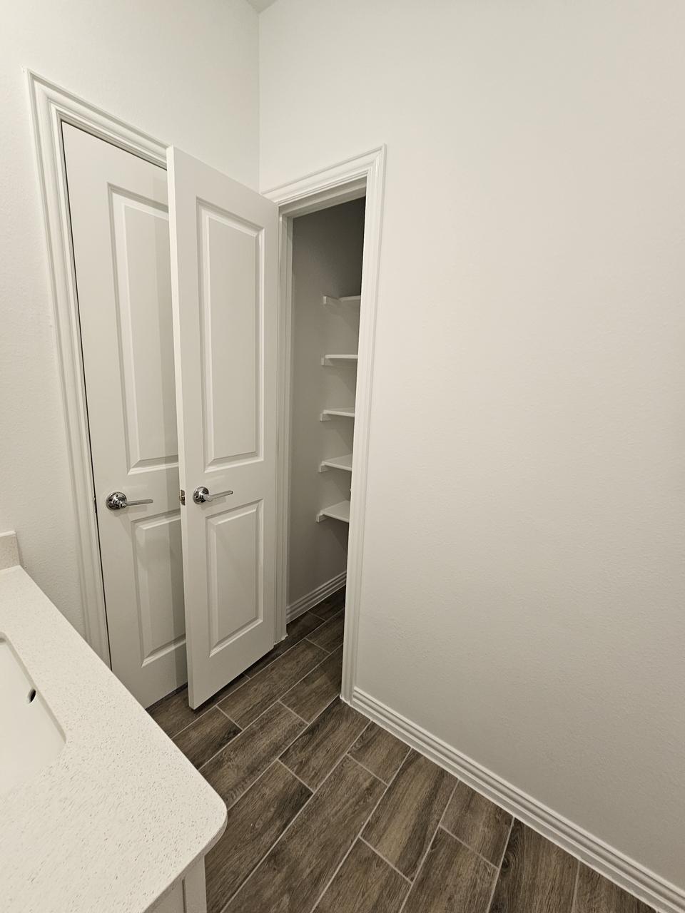 Profile photo 10 of 20