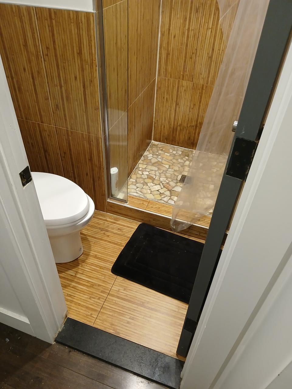 Profile photo 6 of 8