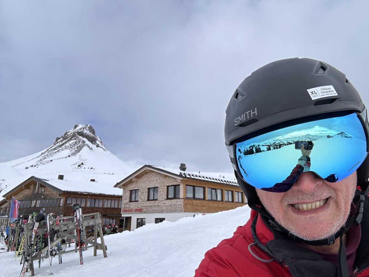 Profile photo 10 of 11