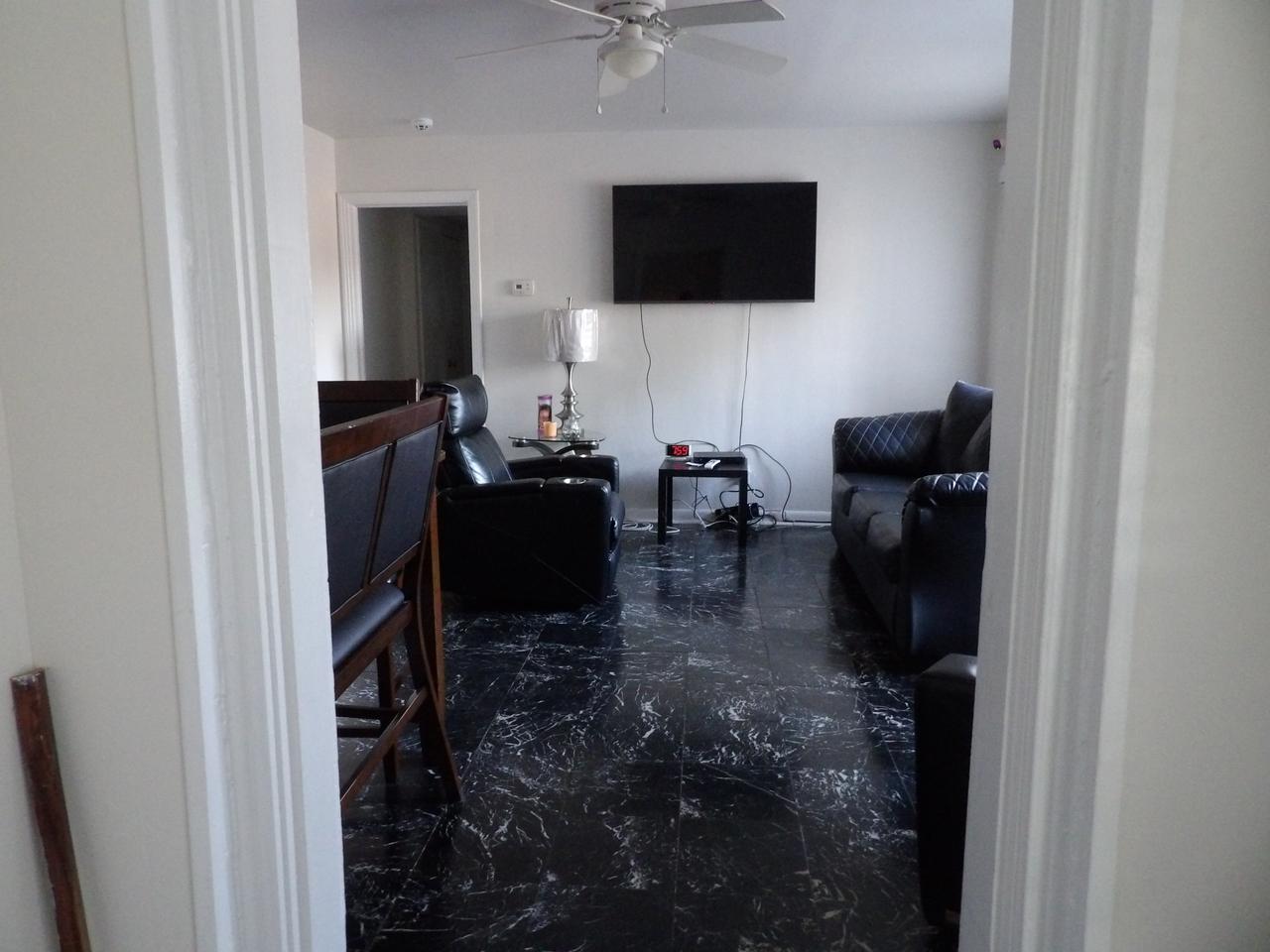 Profile photo 4 of 6