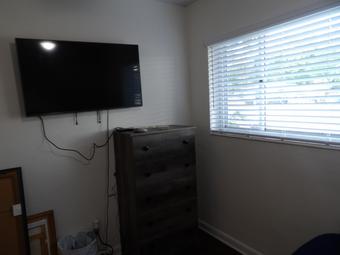 Room for rent in Jacksonville, FL $650, house