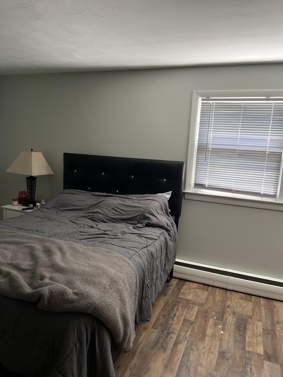 Profile photo 3 of 11