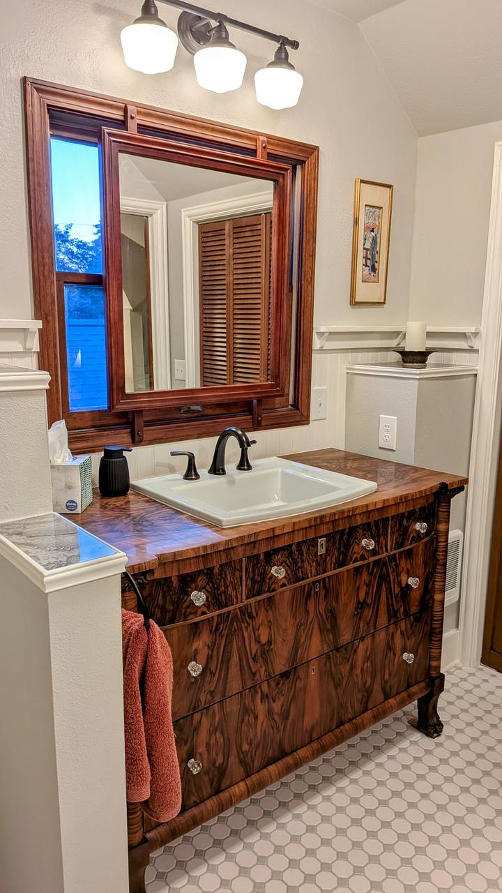 Profile photo 5 of 14