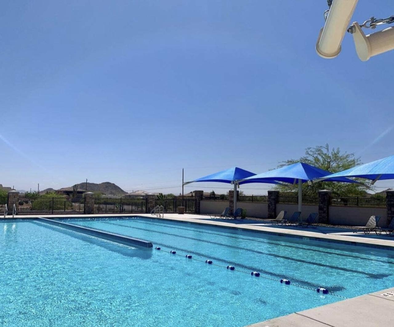 Profile photo 3 of 7