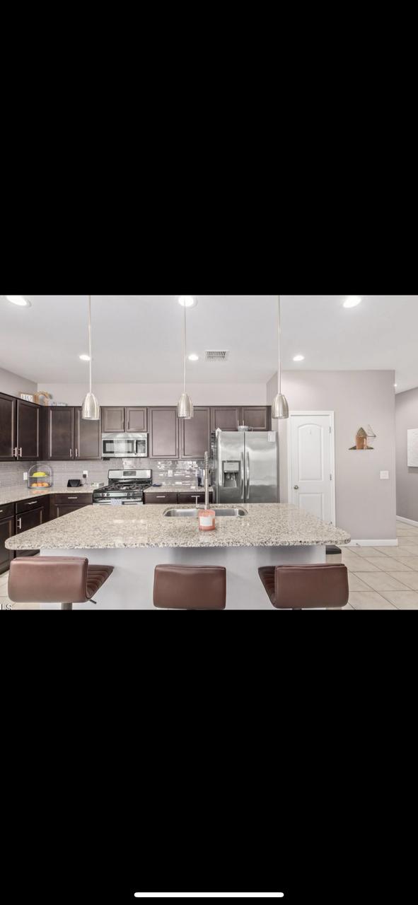 Profile photo 6 of 7