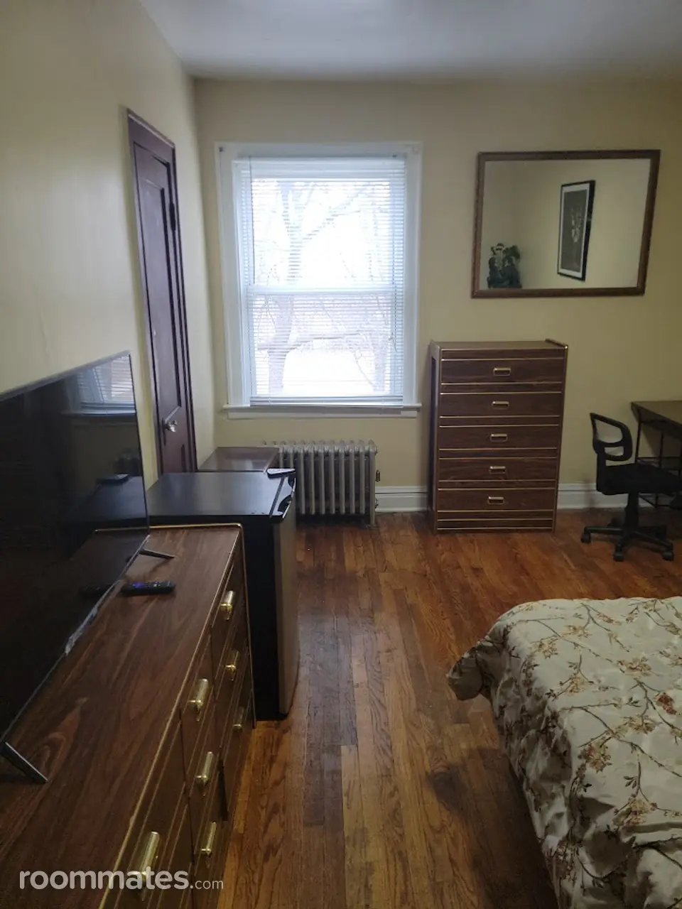 Profile photo 4 of 10