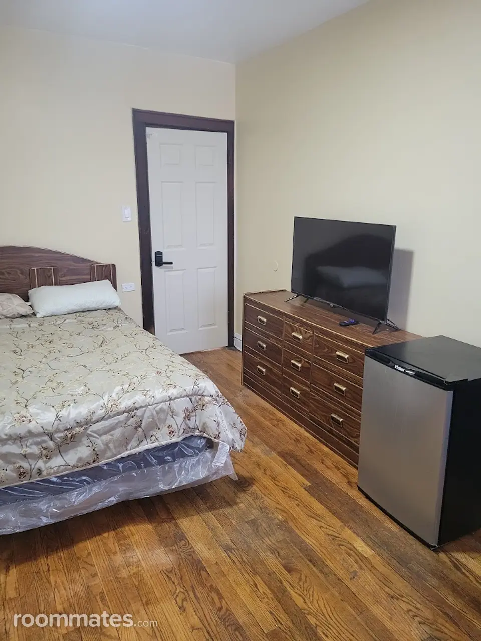 Profile photo 5 of 10