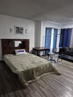 Room for rent in Chicago, IL $825, apartment