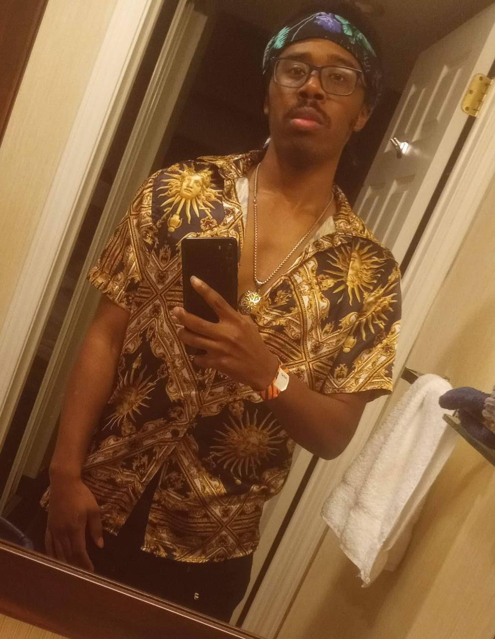 Profile photo 1 of 1