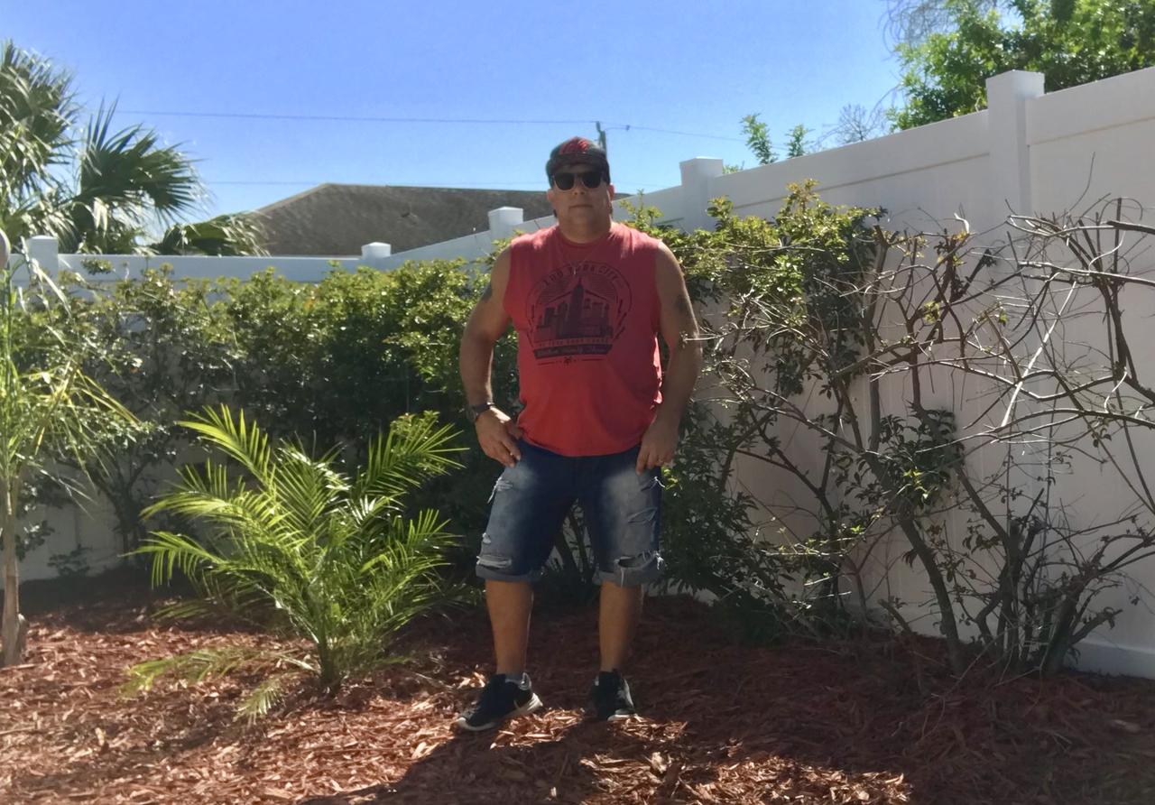 Profile photo 14 of 19